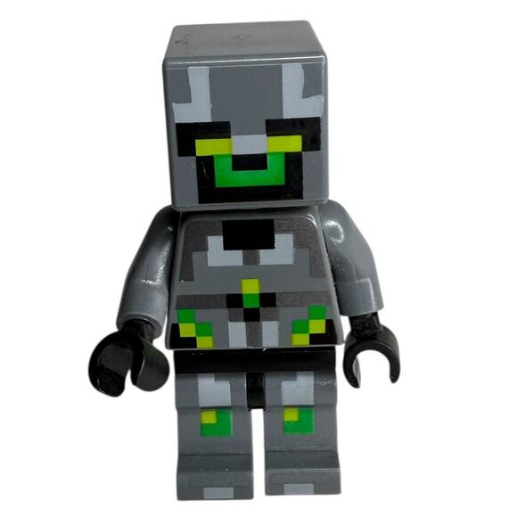 Lego Minecraft Minifigure Bundle Zombie, Skull Arena Player 1, Alex and Steve - Picture 5 of 10
